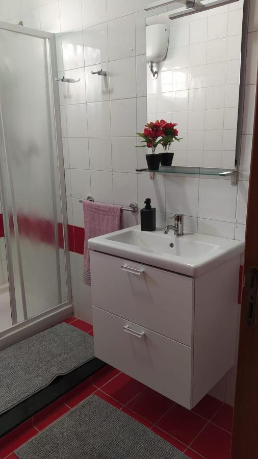 Apartment Malias *