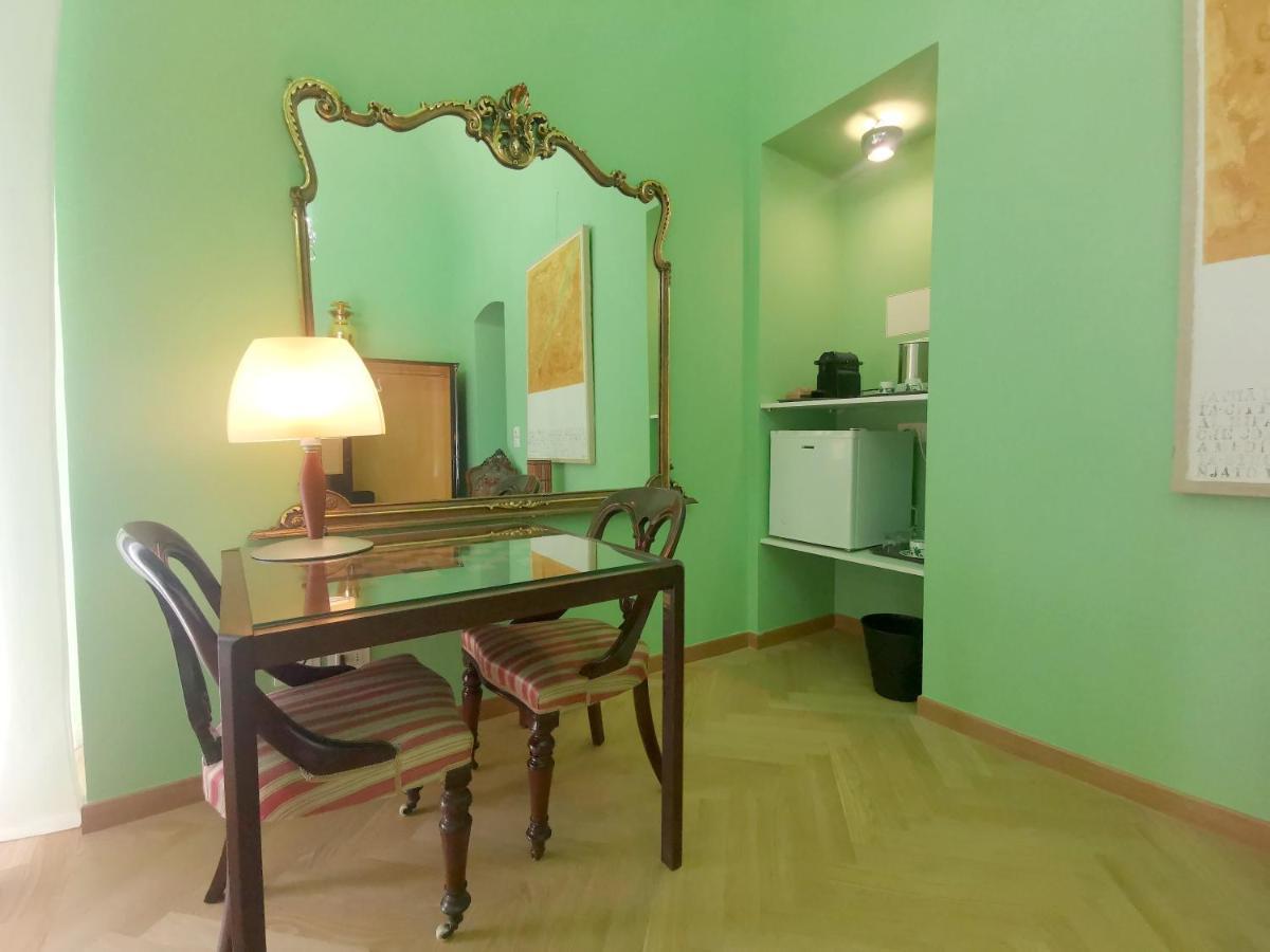 Speciale Tarshito Apartman *