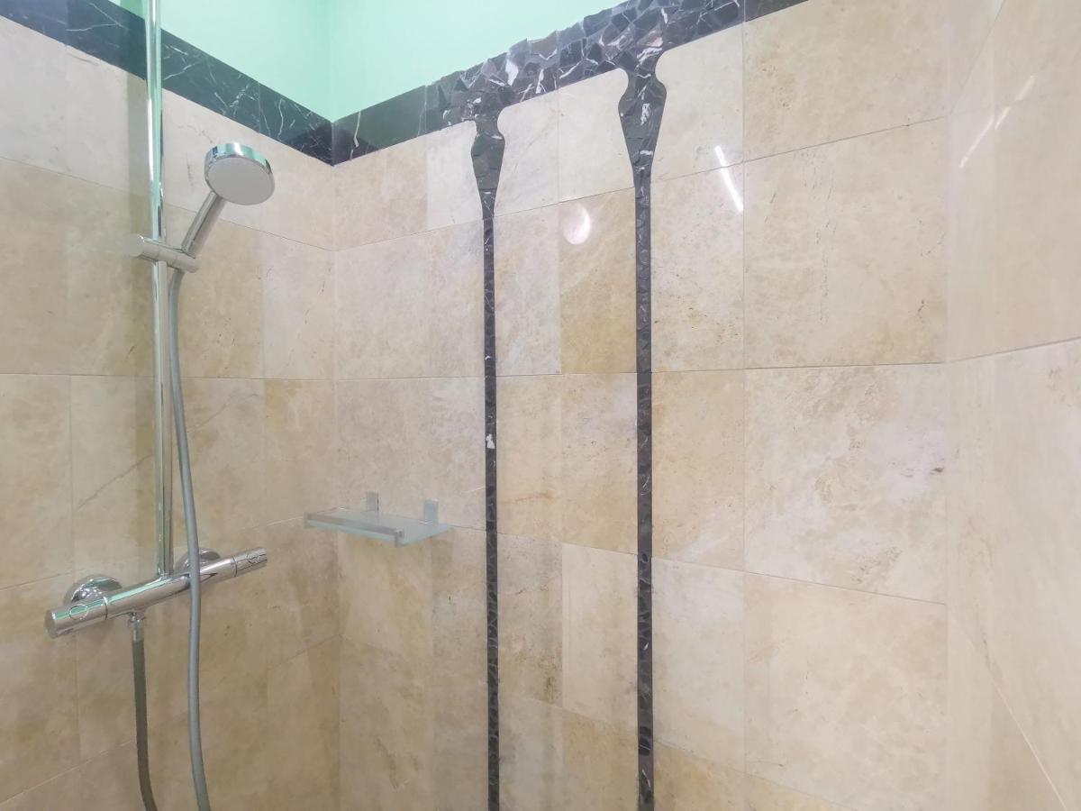 Apartment Speciale Tarshito *