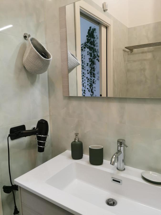 Comfort And Terrace Nel Cuore Di Apartman