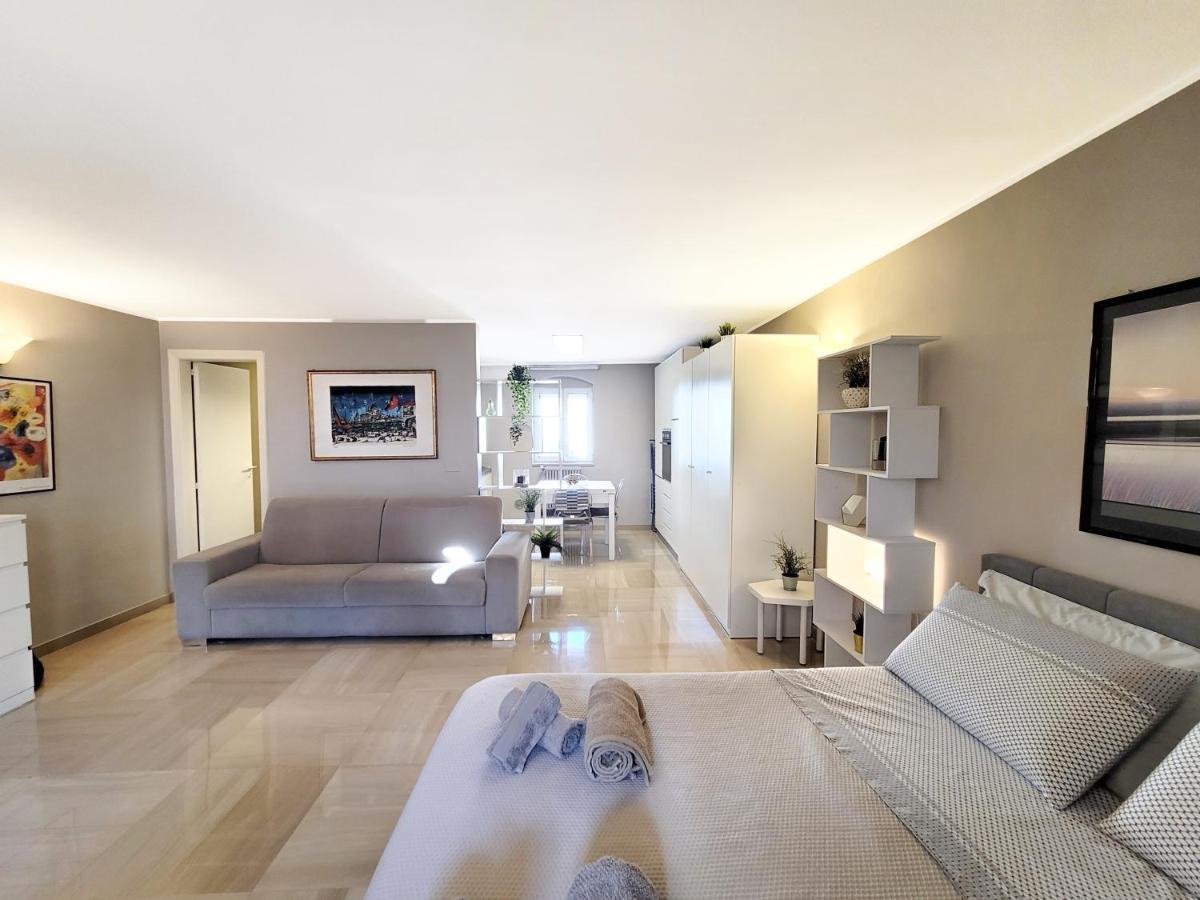 Penthouse In The Heart Of With Terrace Apartament