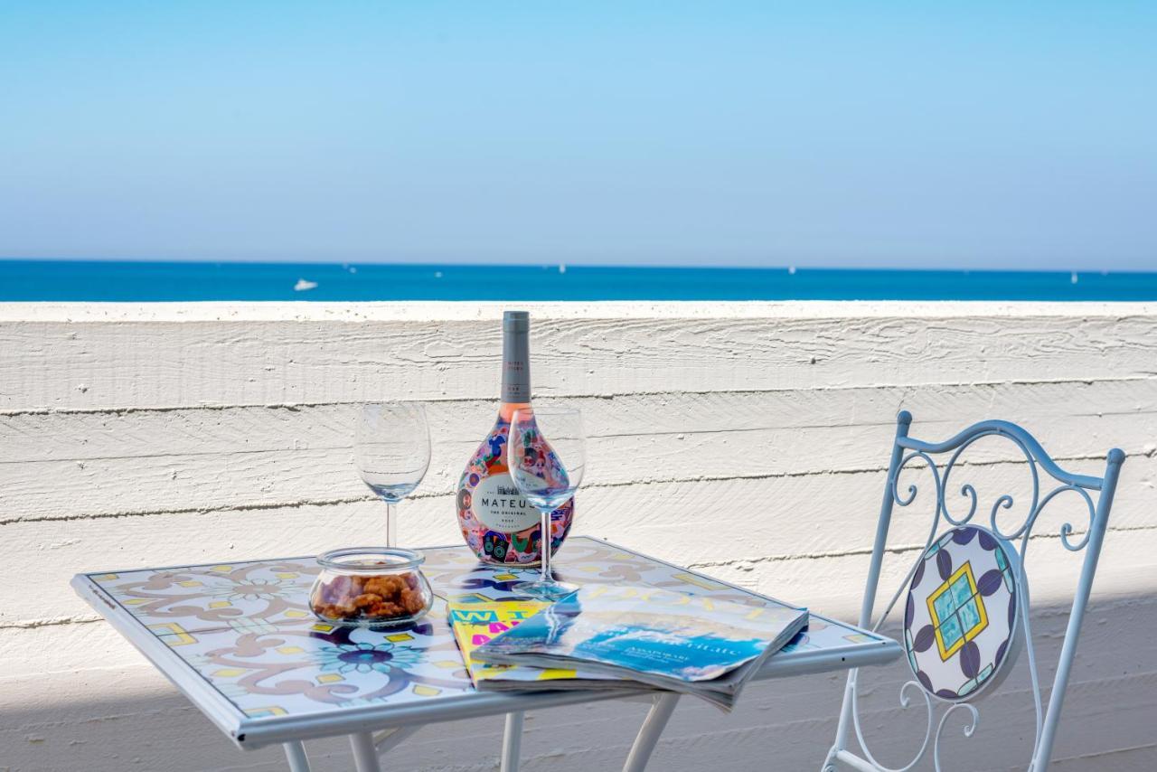 Apartment Waterfront With Seaview Balcony *