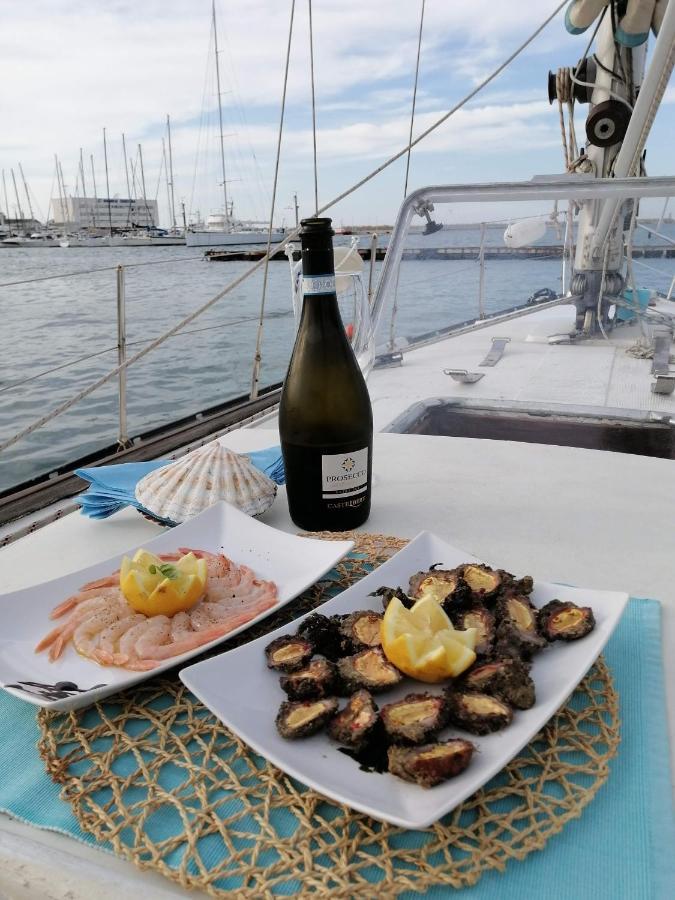 La Tua Stanza A Vela Sul Mare Botel *