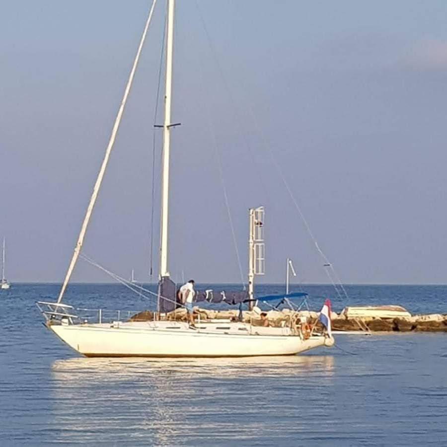 Botel La Tua Stanza A Vela Sul Mare Bari