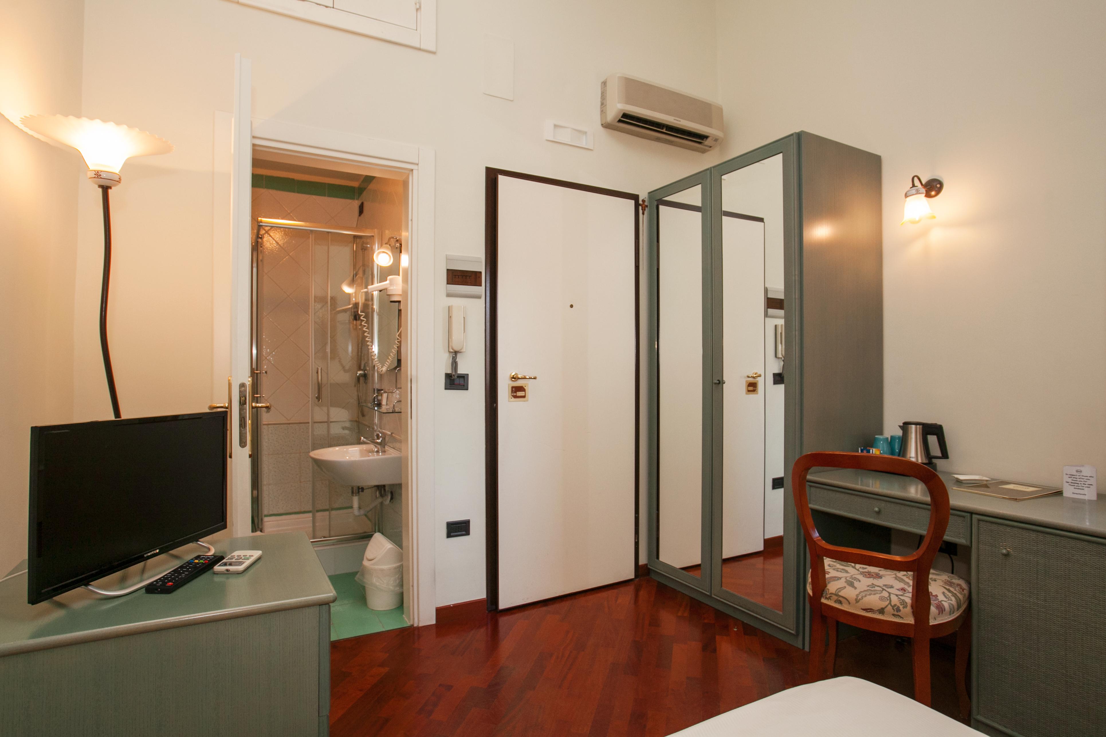 Zodiacus Aparthotel 2*