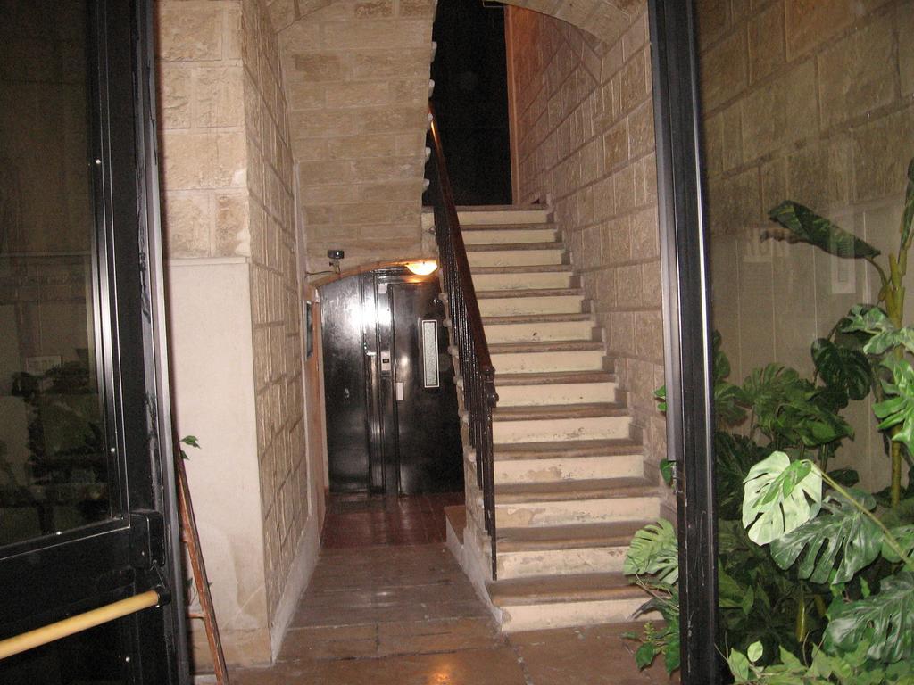 Golden Dreams Bed & Breakfast