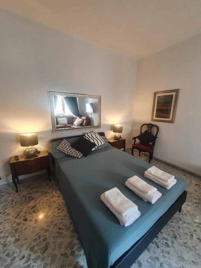 Apartment Intero 4 Da Letto 3 Bagni 12 Posti Letto Cado Dalle Nubi Bari