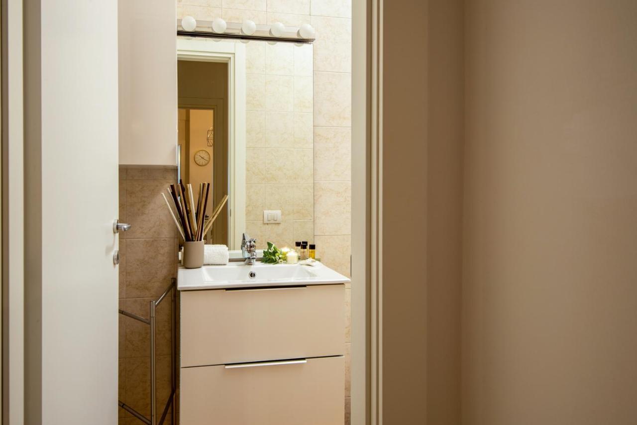 Puglia5stars Stazione Urban Apartment *