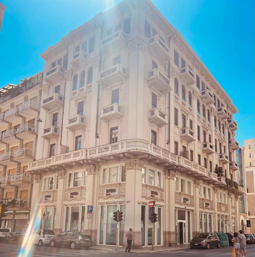 Berga Exclusive 4 Apartment Bari