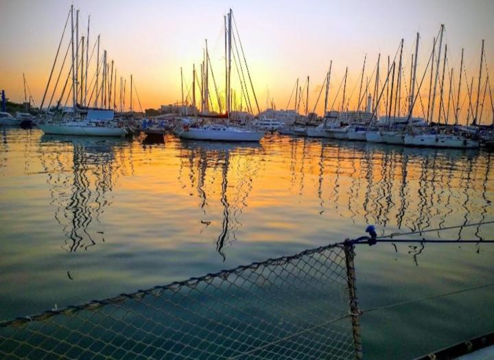 La Tua Stanza A Vela Sul Mare Botel Bari