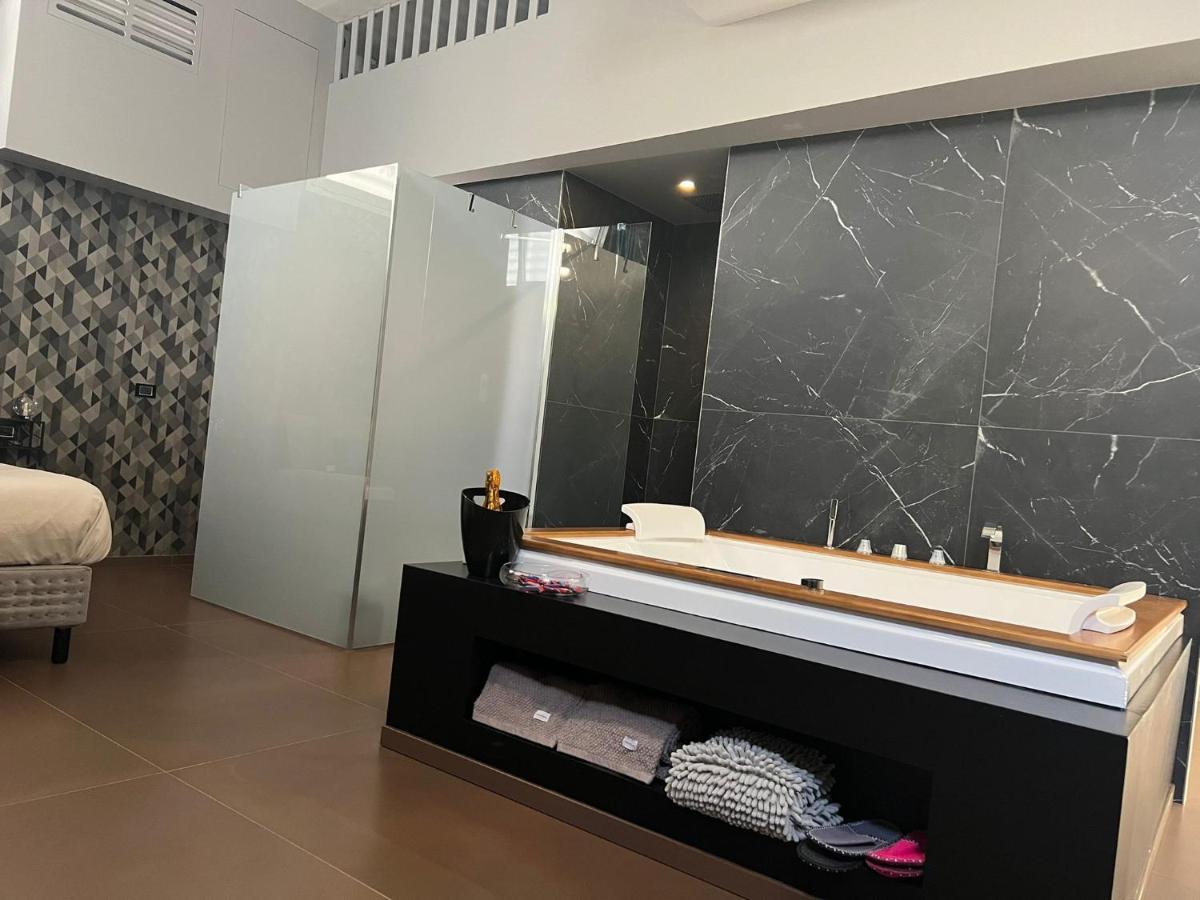 Luxurya Apartment Bari