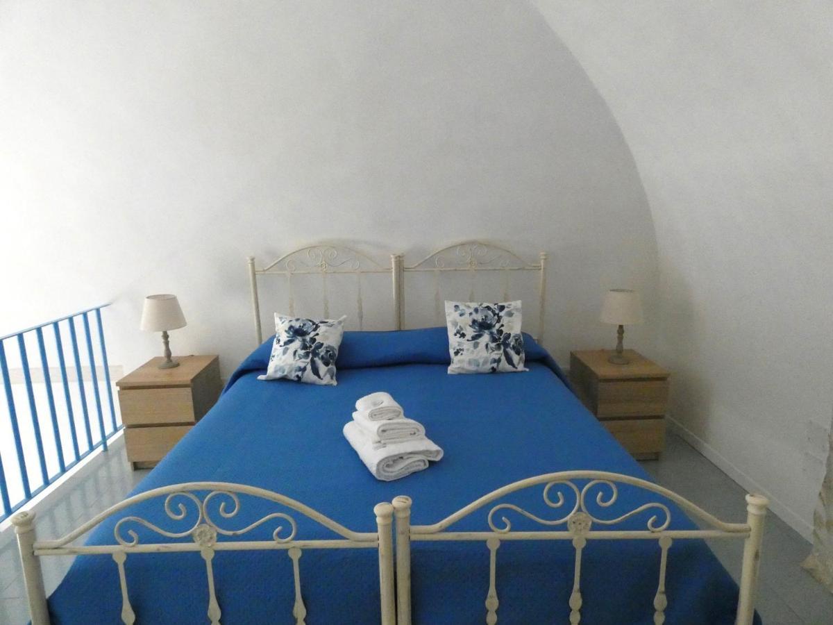House Sasanelli *