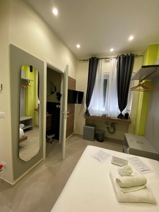 Levante And Apartment