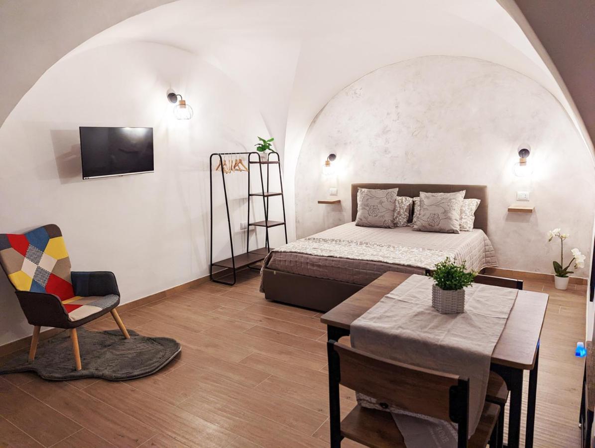 Apartment Ravi Romantic Jacuzzi Bari