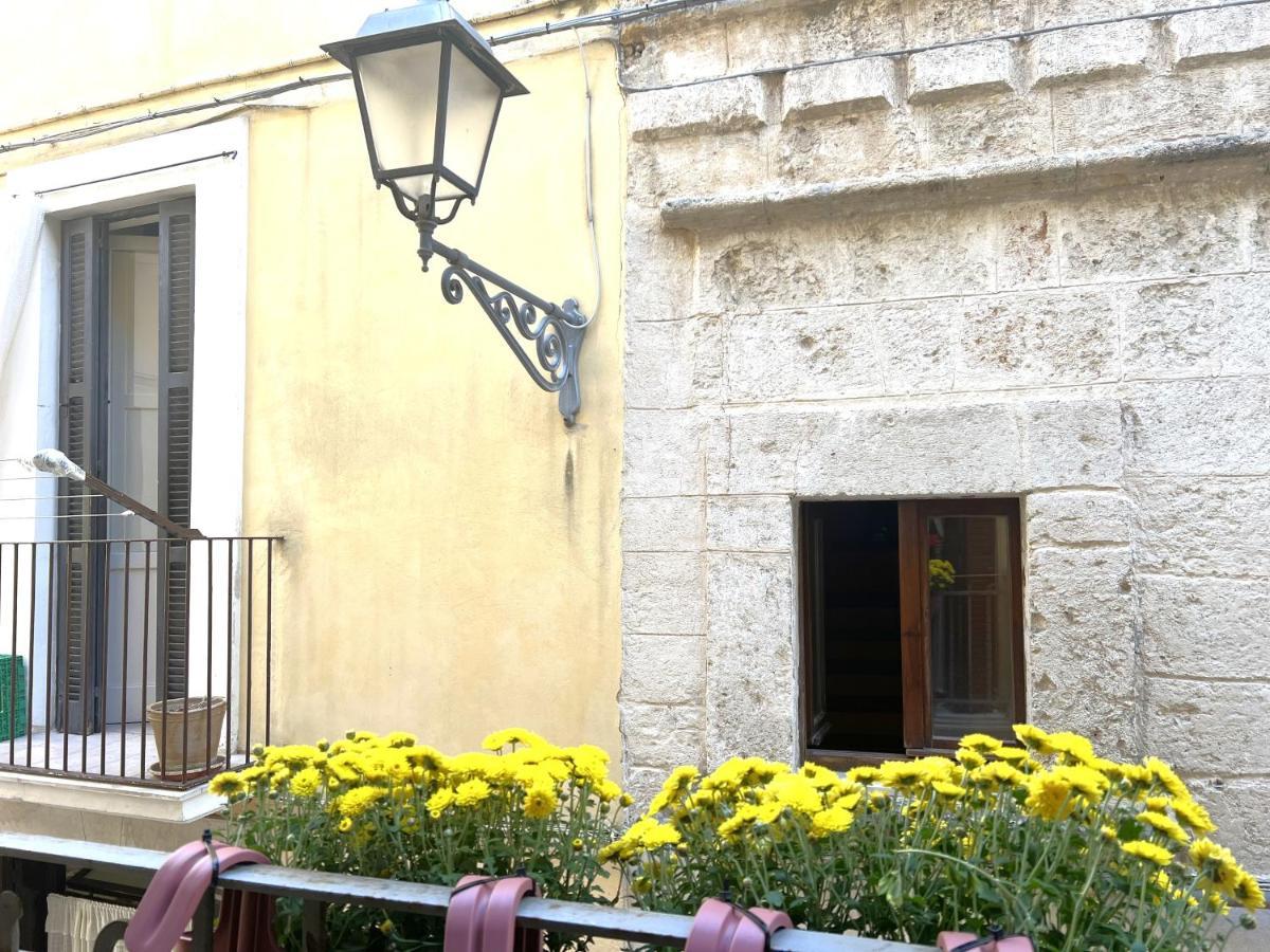 Apartment Palazzo Barone,nel Cuore Del Borgo Antico. *