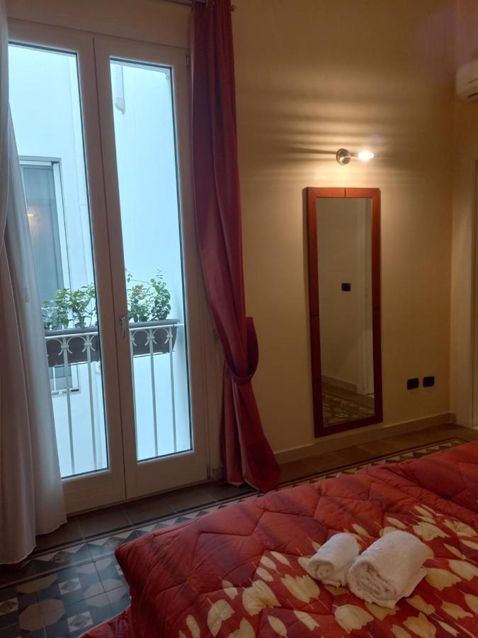 Interno10 * Bari
