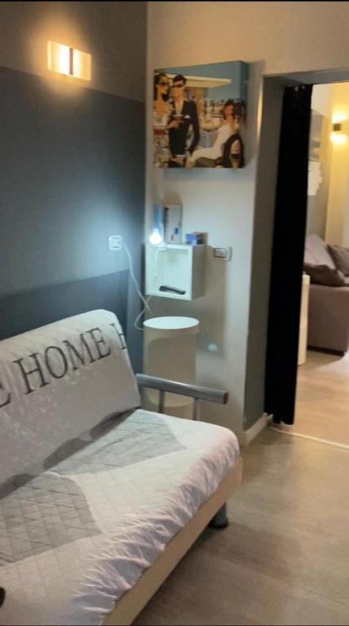 Magda House & Parking Bari