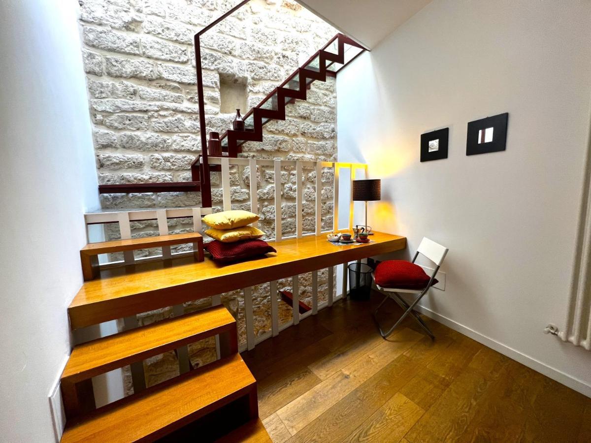 Palazzo Barone,nel Cuore Del Borgo Antico. Apartment *