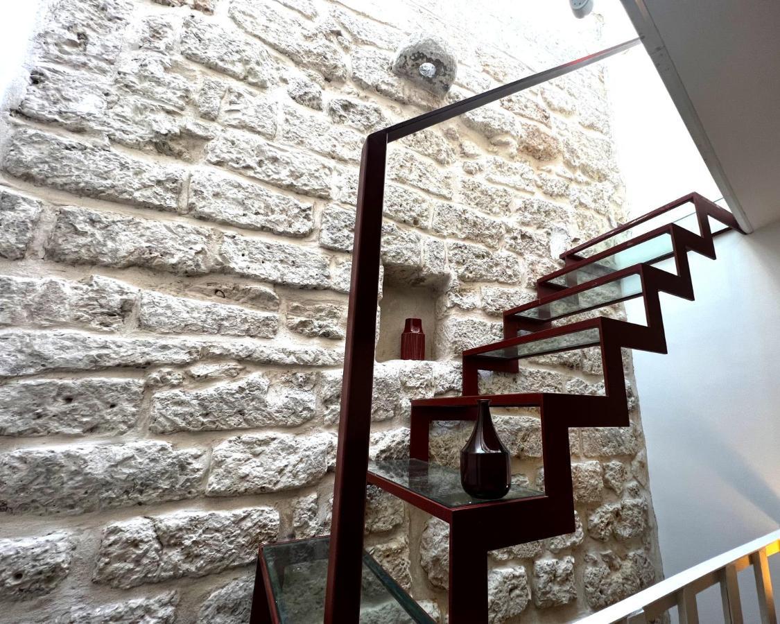 Palazzo Barone,nel Cuore Del Borgo Antico. Apartment *