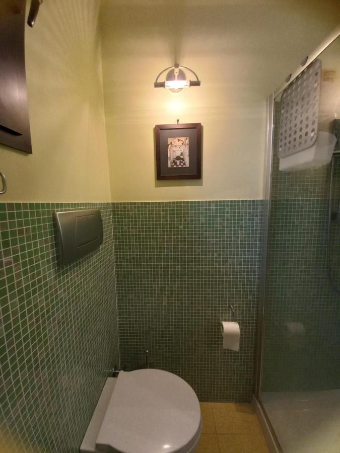 Interno10 * Bari