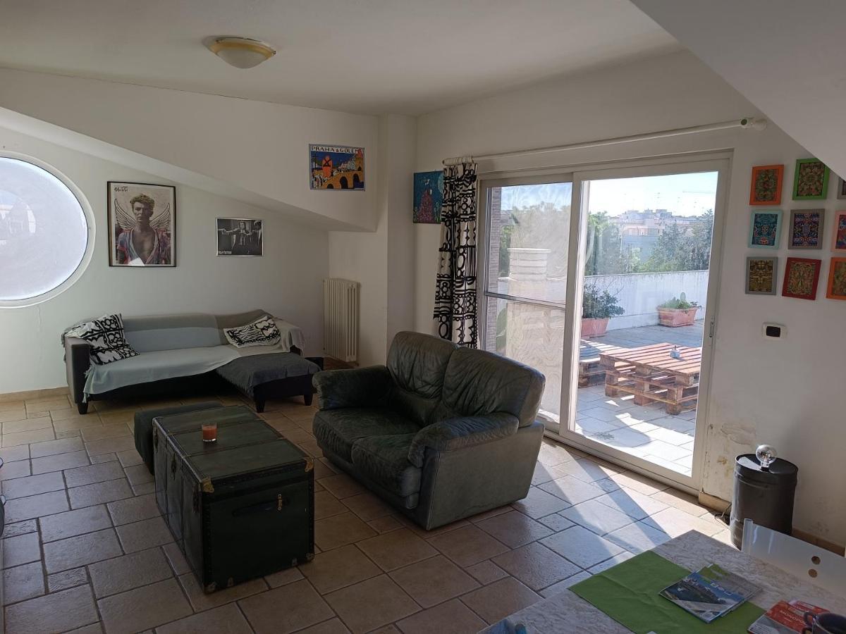 The Terrace Of The Artists Apartment Bari