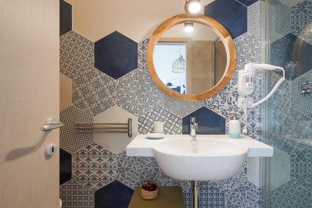 Apartman Mediterranea Apartment- Station - Free Wifi&netflix Bari