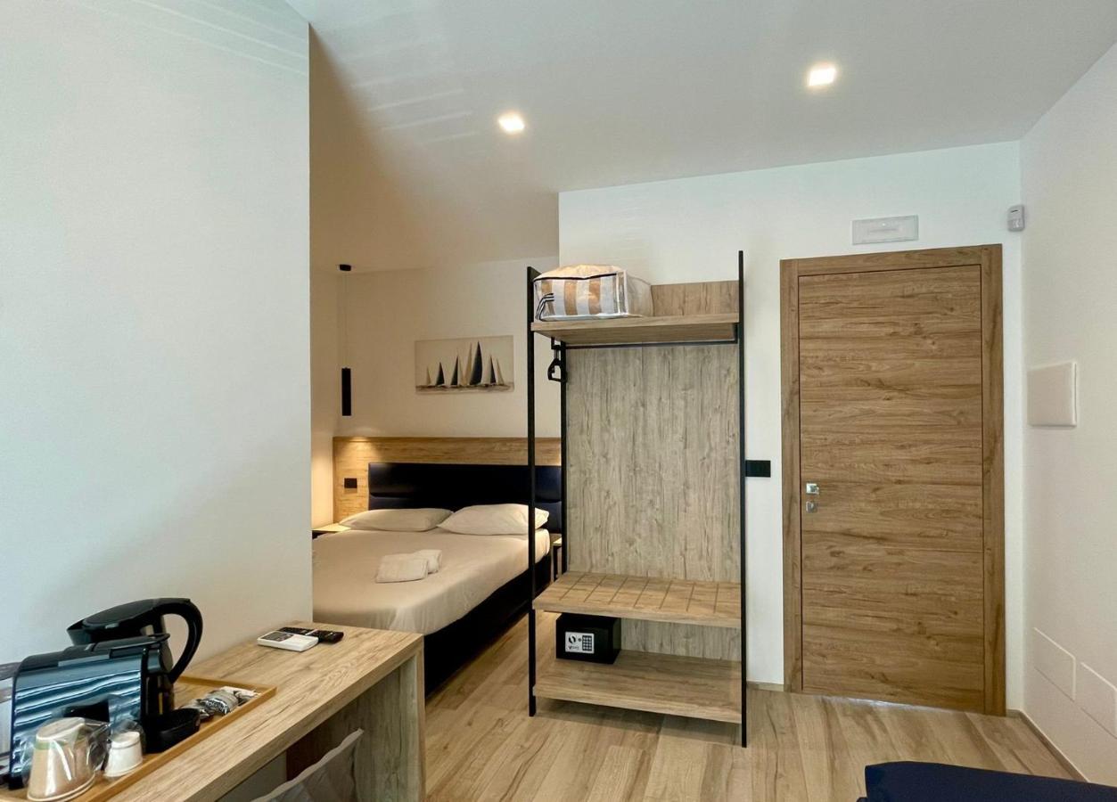 Airport Bed & Breakfast Bari
