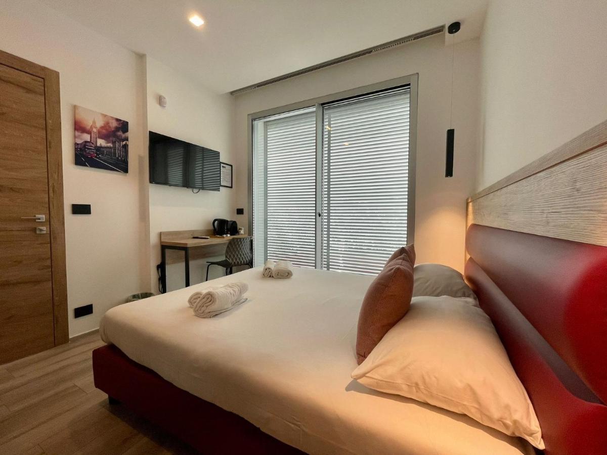 Bed & Breakfast Airport *