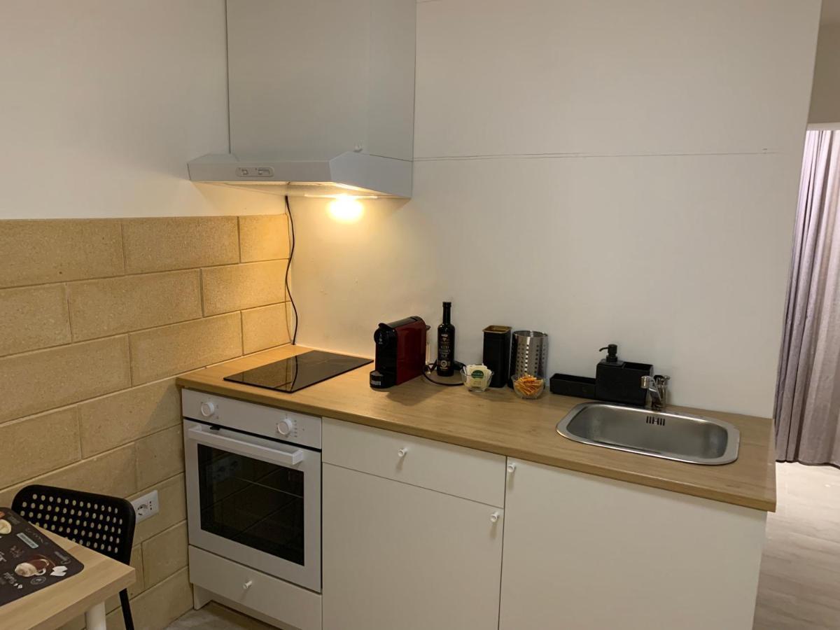 Apartamento 145 *