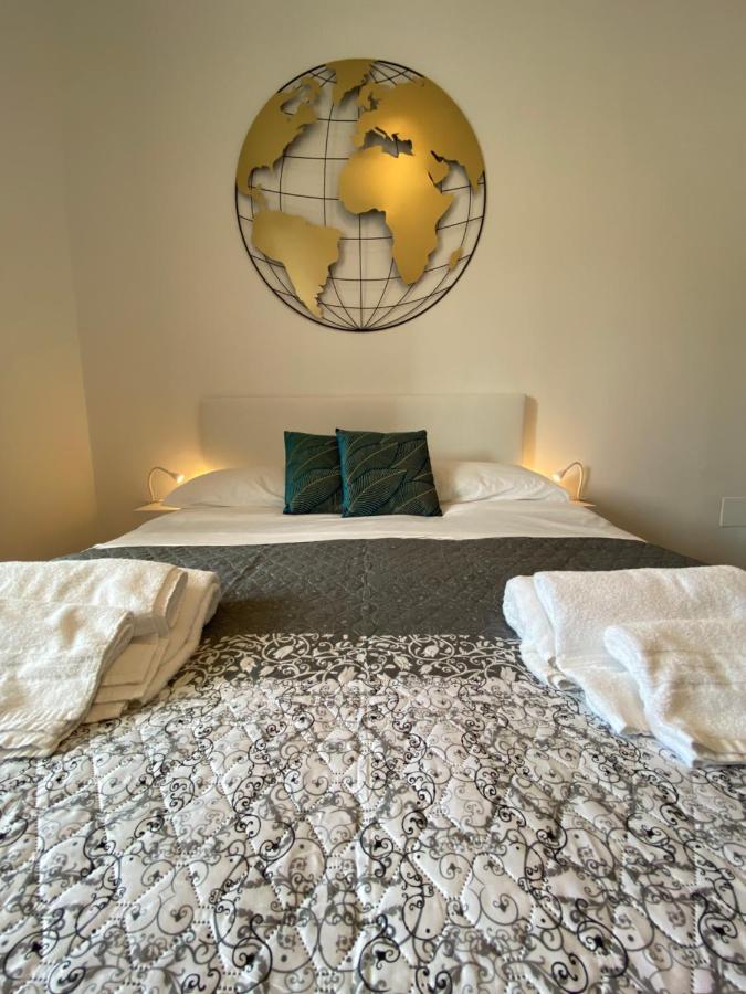Cavour 221 - Central Station Guest house *