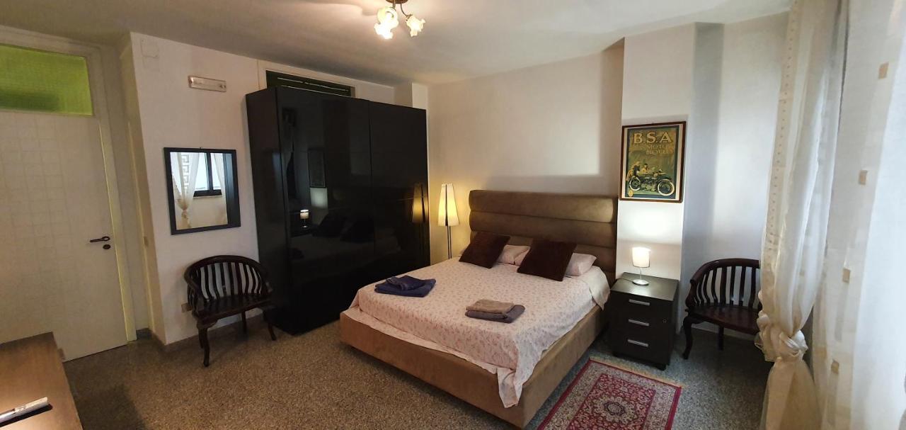 Castle Area Old Town Flat With Terrace And 2 *