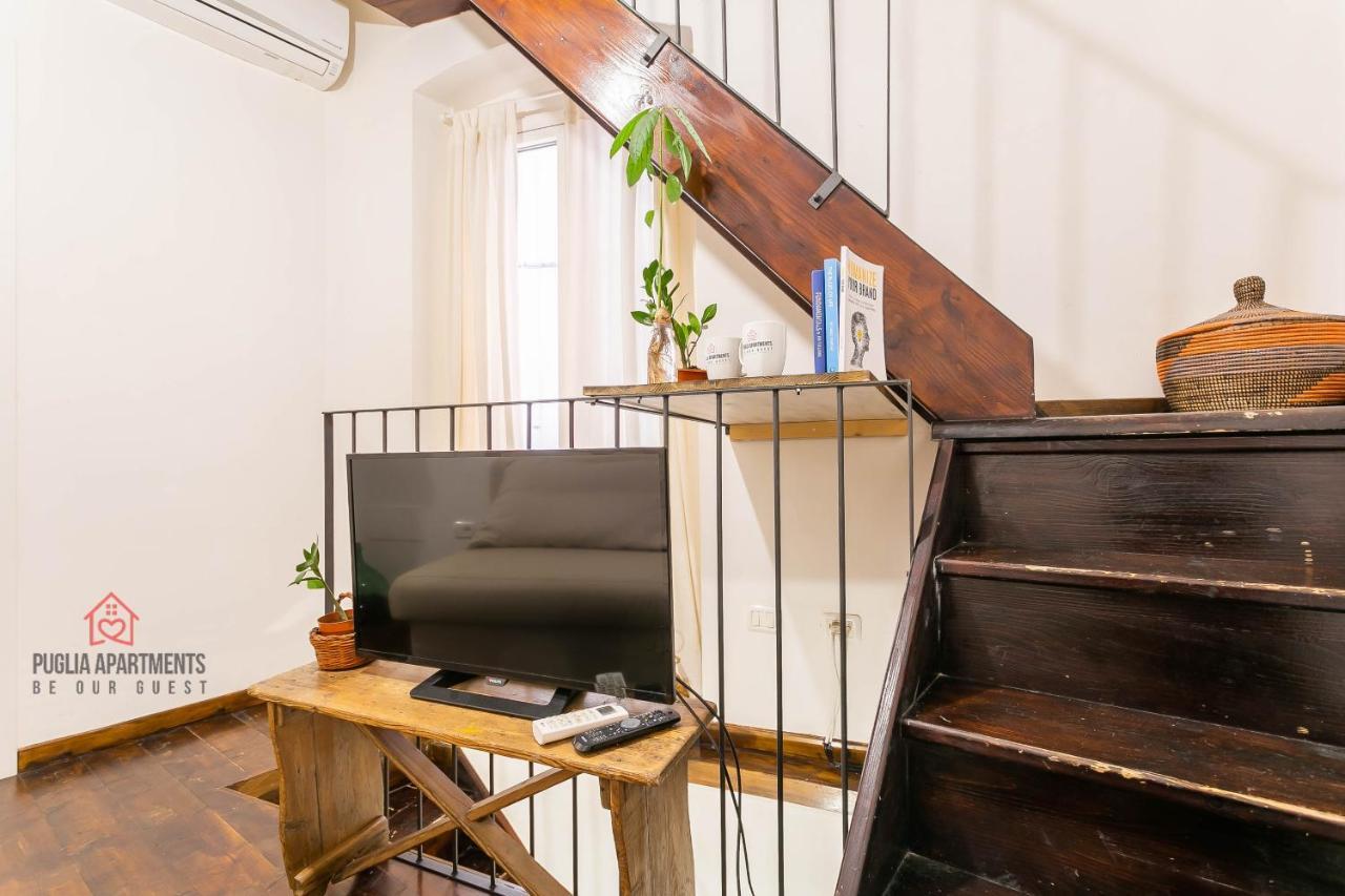 Secret Well In Old - Puglia Apartment