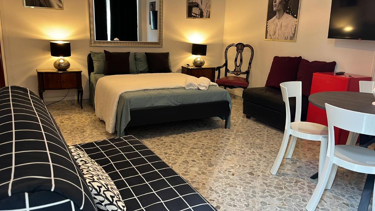 Cado Dalle Nubi 3 O 4 Posti Letto Con Bagno Privato E Doccia Idromassaggio