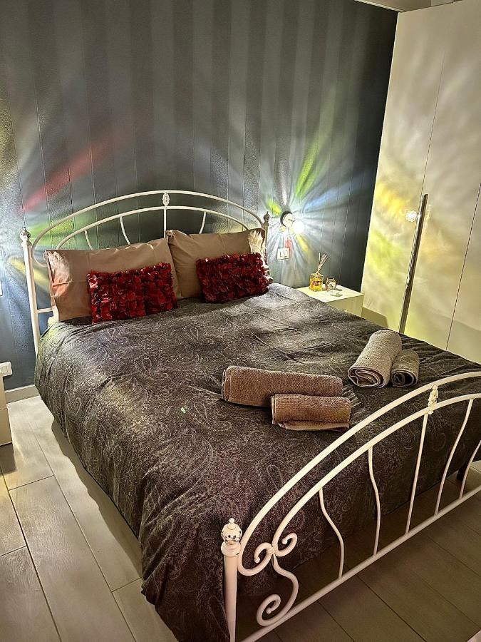 B8 Apartment *