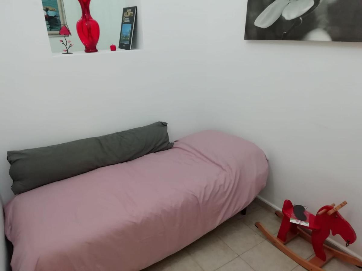 Rosso Quintino Apartment
