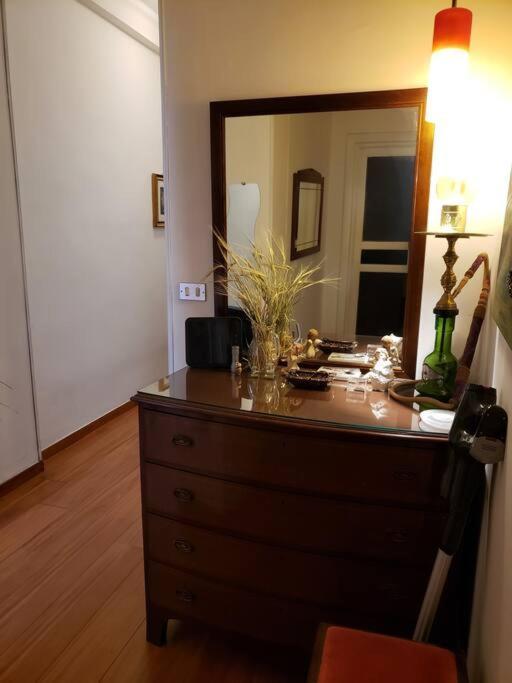1800 Homestay *
