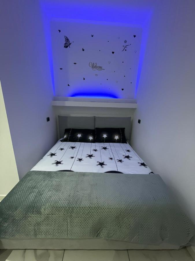Nicol Guest house