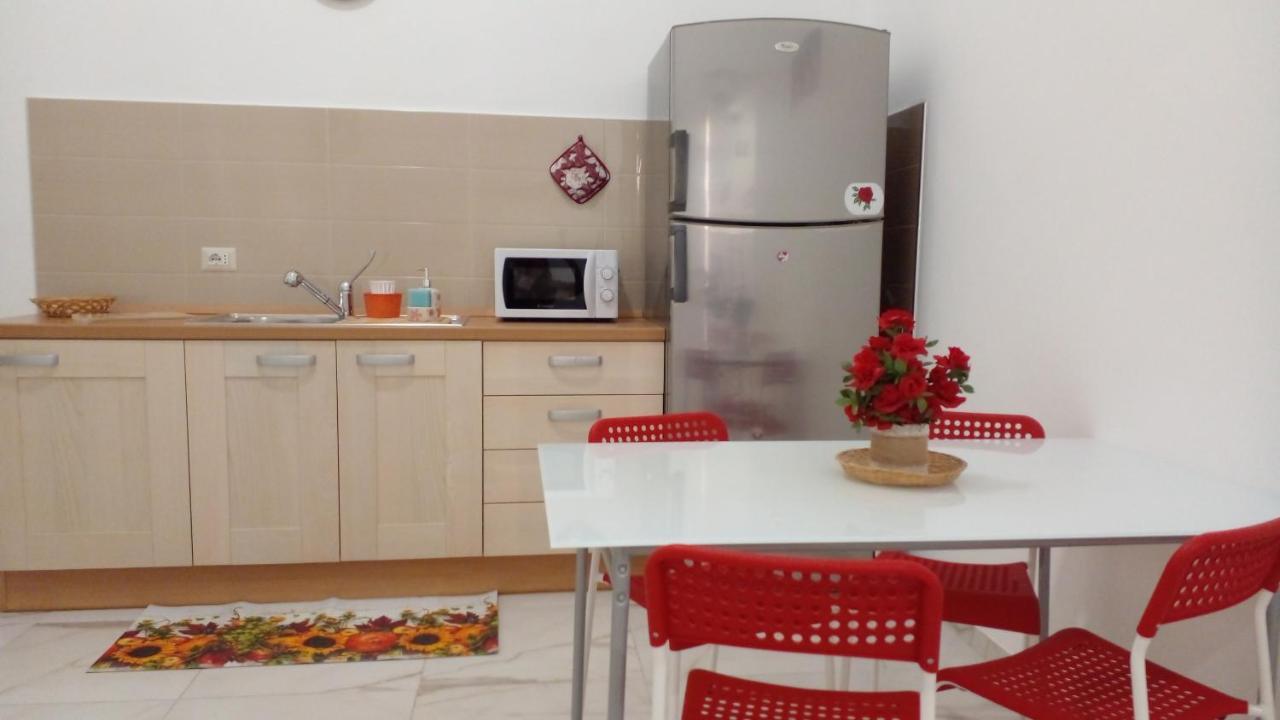 La Rosa Rossa Guest house