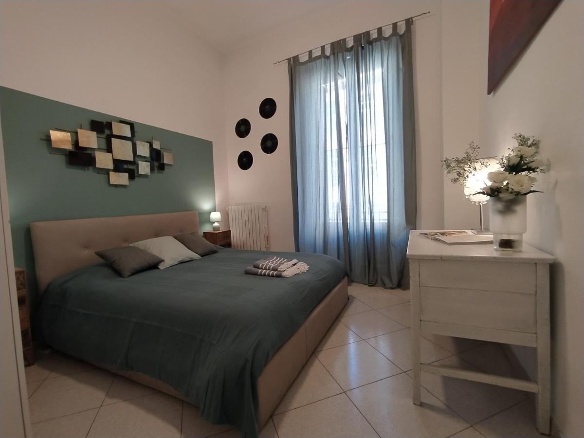 Flower 11 Apartment Bari