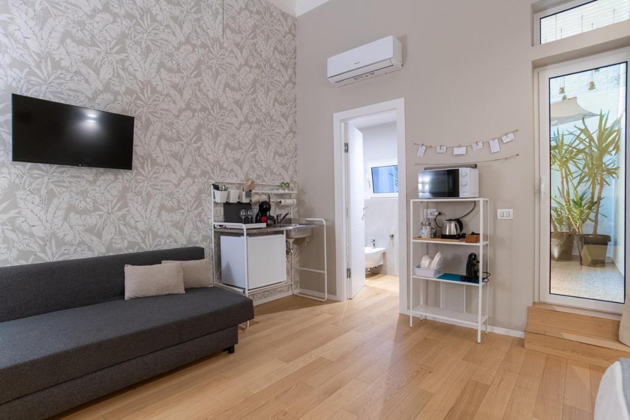 Room24 L * Bari