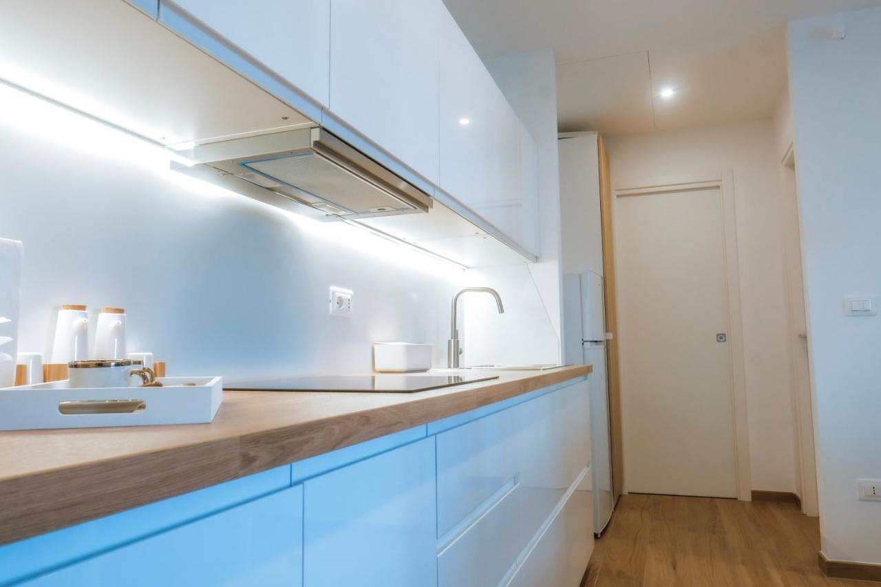 Jlh Aparts - Just Like Apartament *
