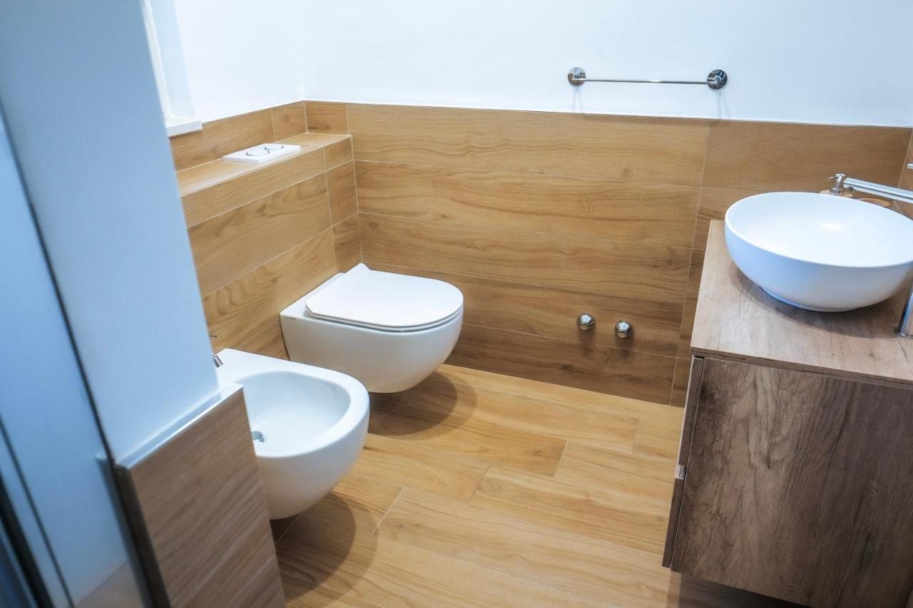 Jlh Aparts - Just Like Apartament Bari