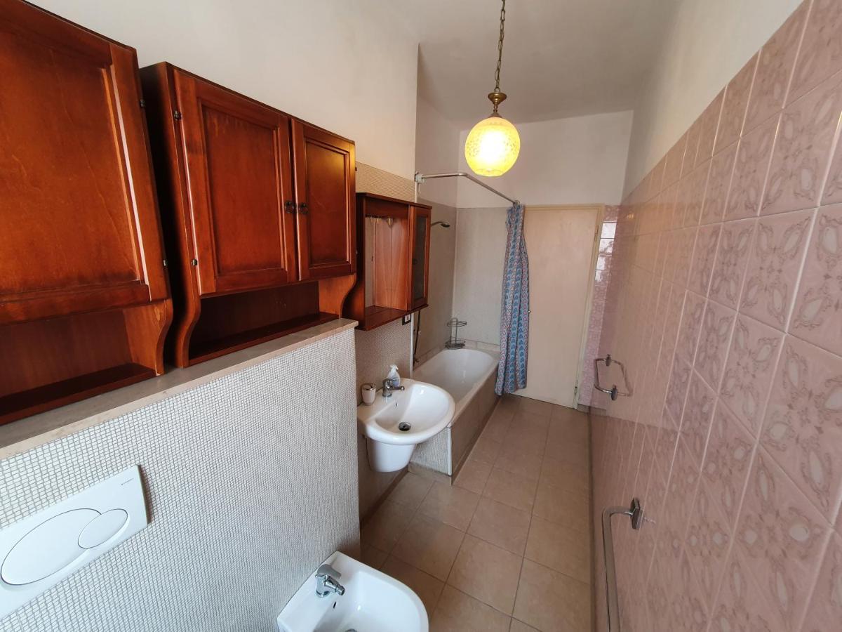 Appartamento Train Station Comfy Bari