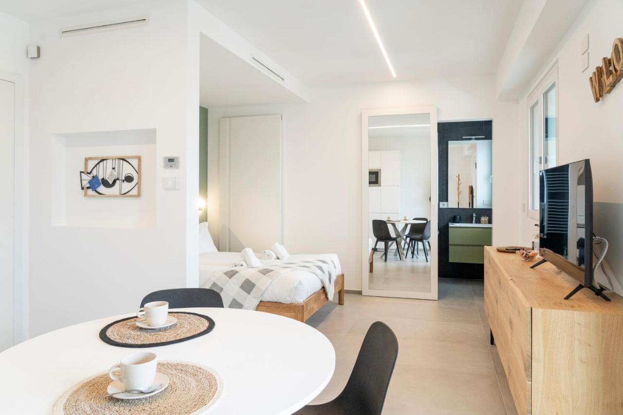 Gentile 46 Luxury Flat *