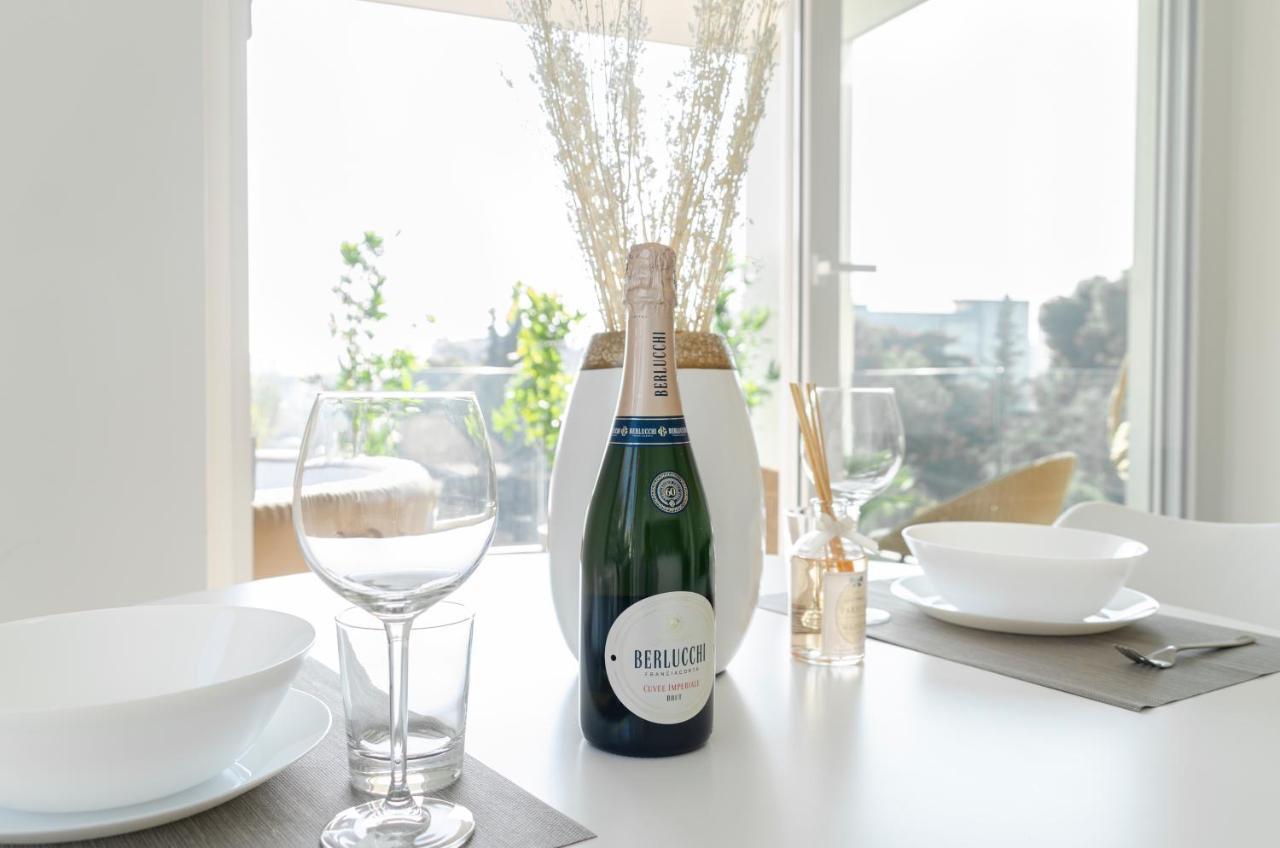 Apartment Apulialux - Exclusive And Modern City View, Private Parking