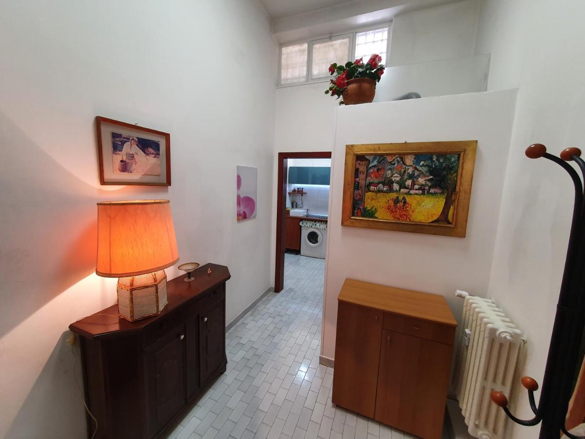 Apartment Super Studio, No Noise, Near Seaside, Shops Bari