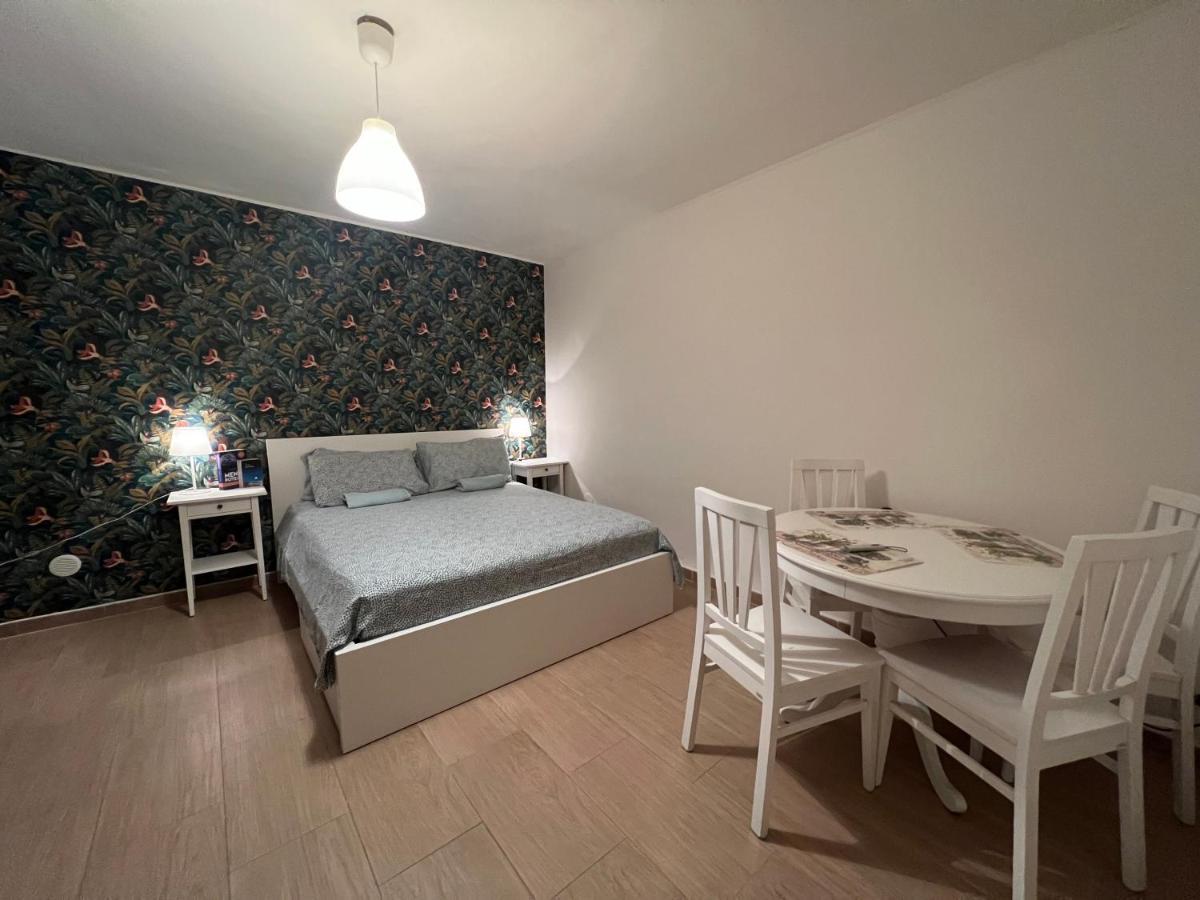 Apartment Blue Courtyard - Scardicchio Maisons *