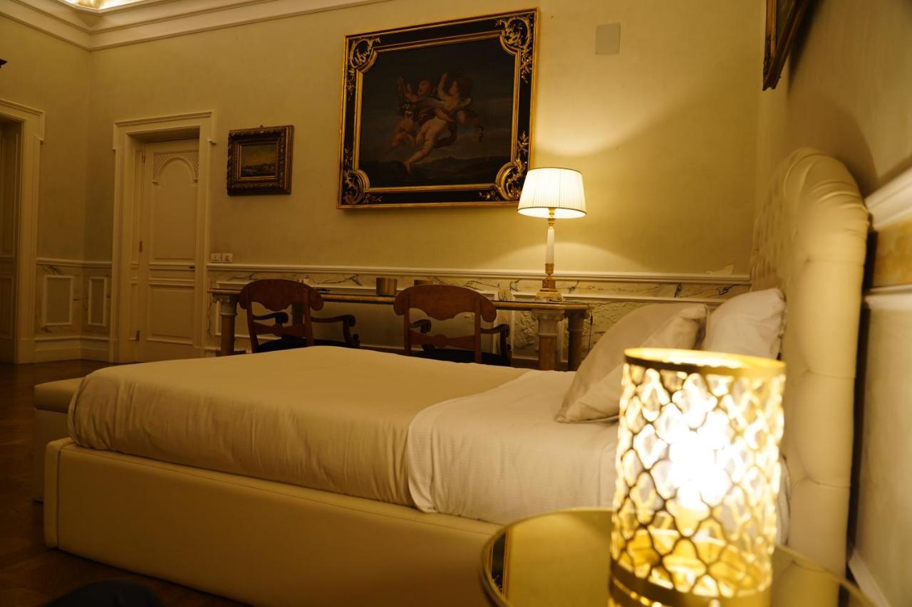 Sisuites * Bari