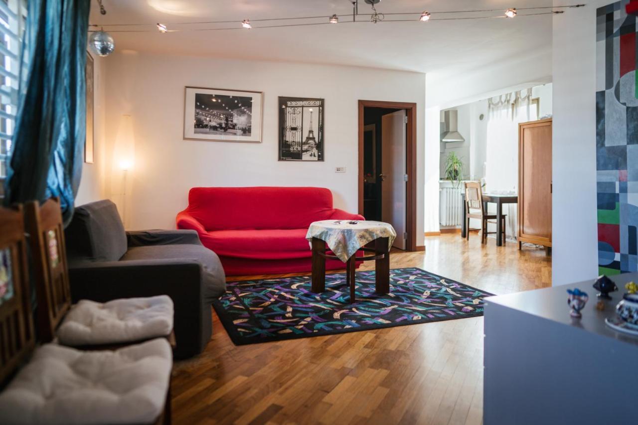 Centro, Bivani Con Terrazzo. Bari