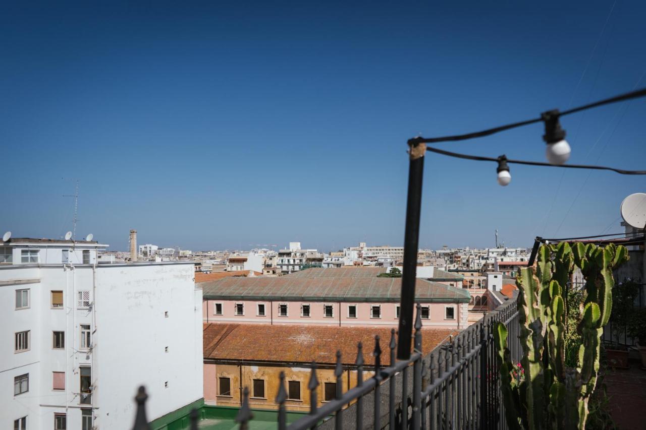Centro, Bivani Con Terrazzo.